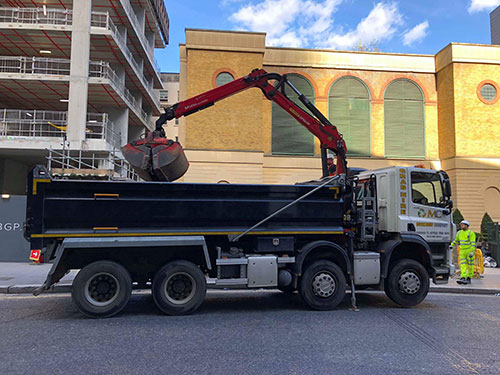 grab lorry hire enfield vehicle